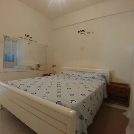 Green Sea 11 Apartment