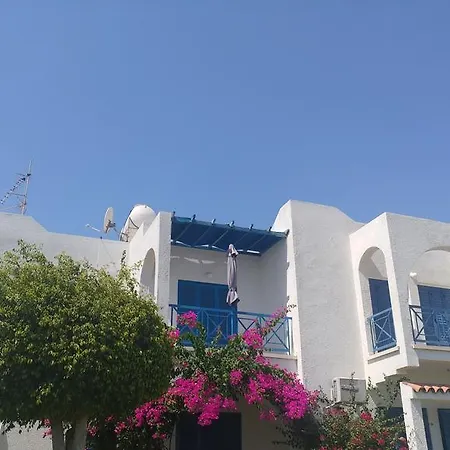 Green Sea 11 דירה *